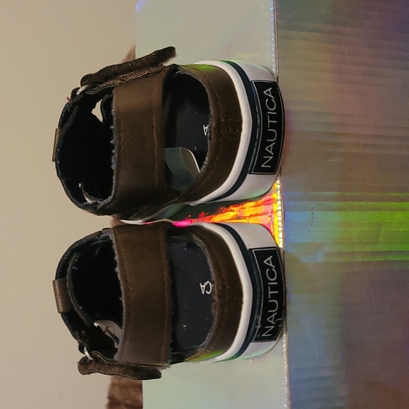 Authentic Nautica Sandals - Picture 4 of 8